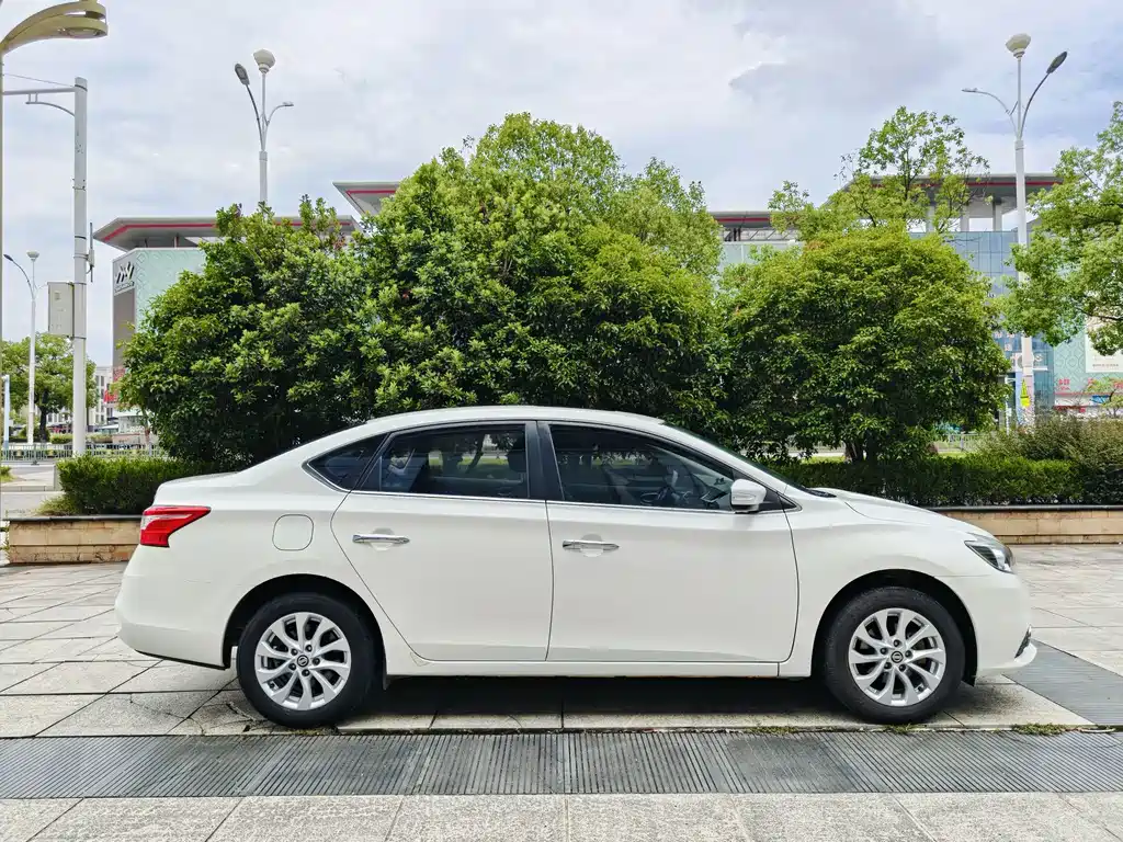Nissan Sylphy — миниатюра 7