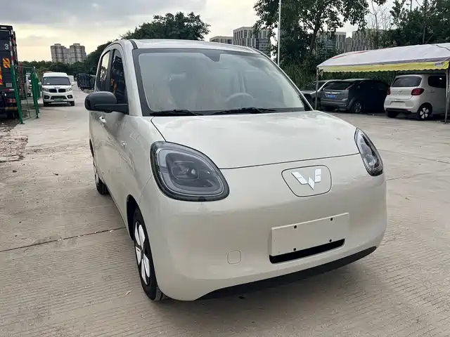 WULING AUTOMOBILE HONGGUANG MINIEV 2025