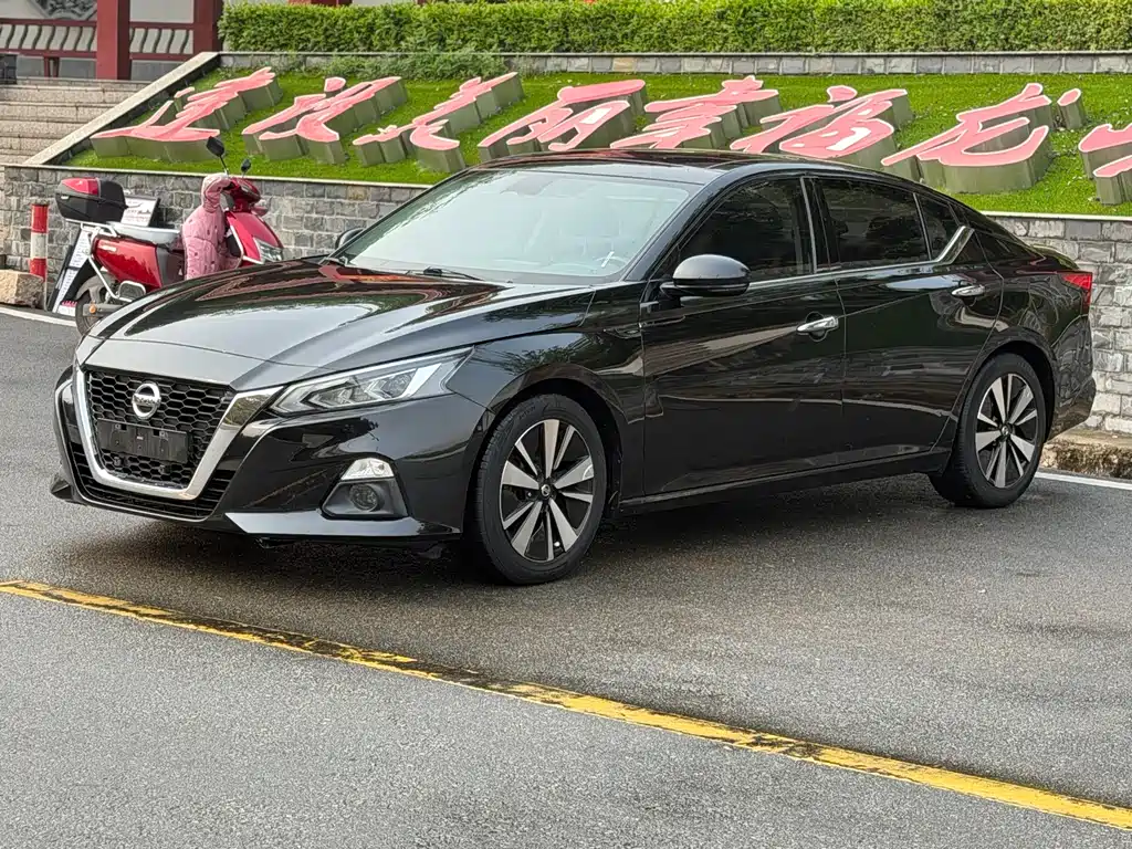 Nissan Teana 2021