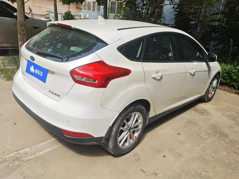 Ford Focus — миниатюра 3