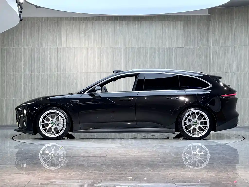 NIO ET5T — миниатюра 2