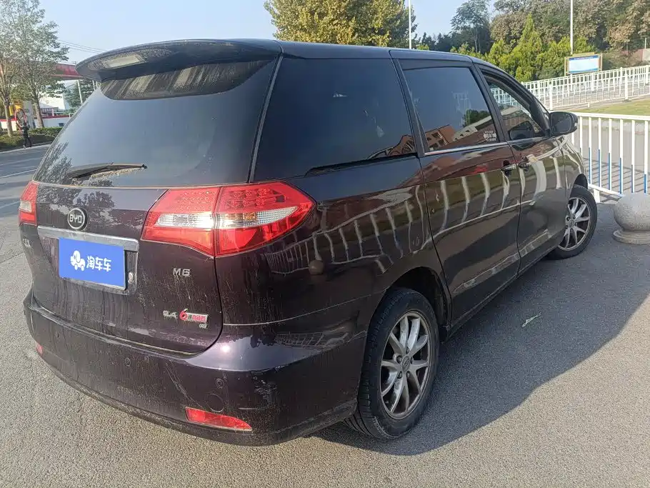 BYD M6 — миниатюра 3