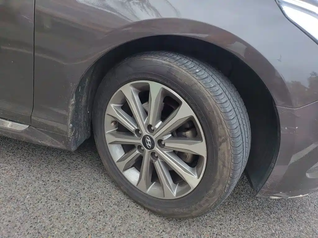 Hyundai Sonata — миниатюра 24
