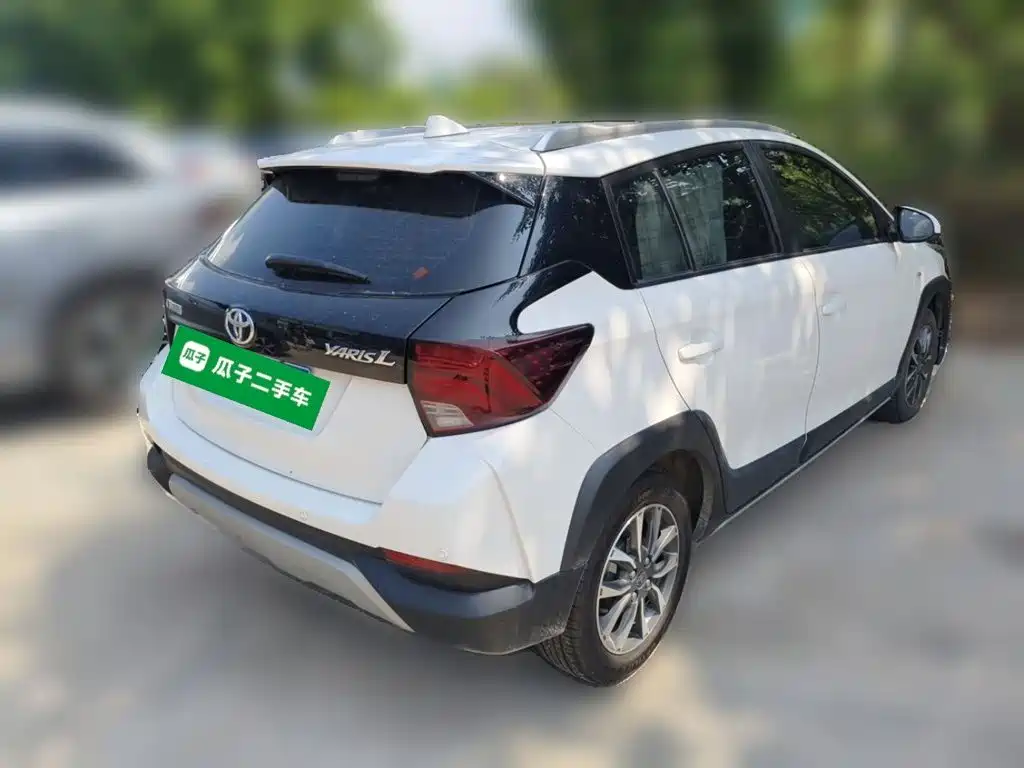 Toyota Yaris L — миниатюра 4