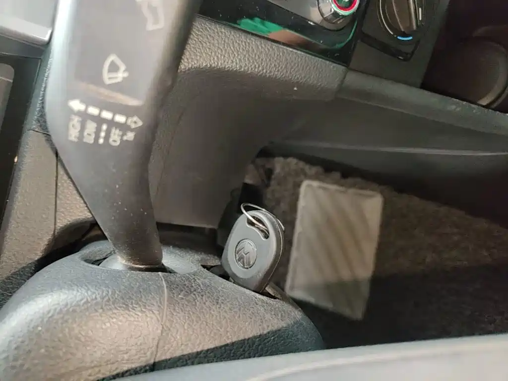 Volkswagen Santana — миниатюра 9