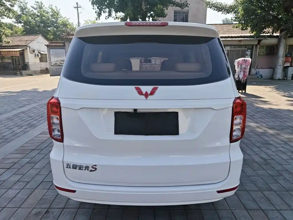 Wuling Hongguang — миниатюра 6