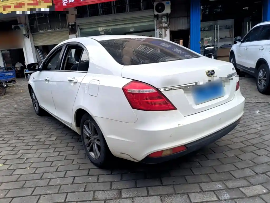 Geely Emgrand — миниатюра 5