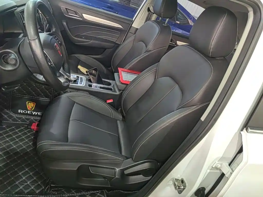 Roewe i6 New Energy — миниатюра 15