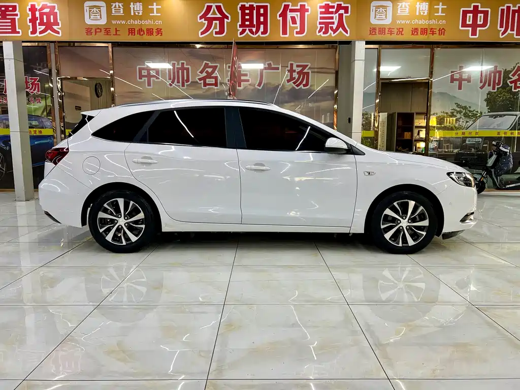 Buick Excelle — миниатюра 7