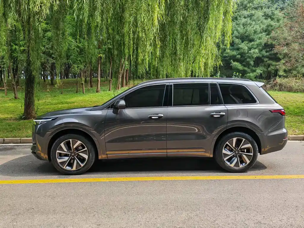 Li Auto Li ONE — миниатюра 3