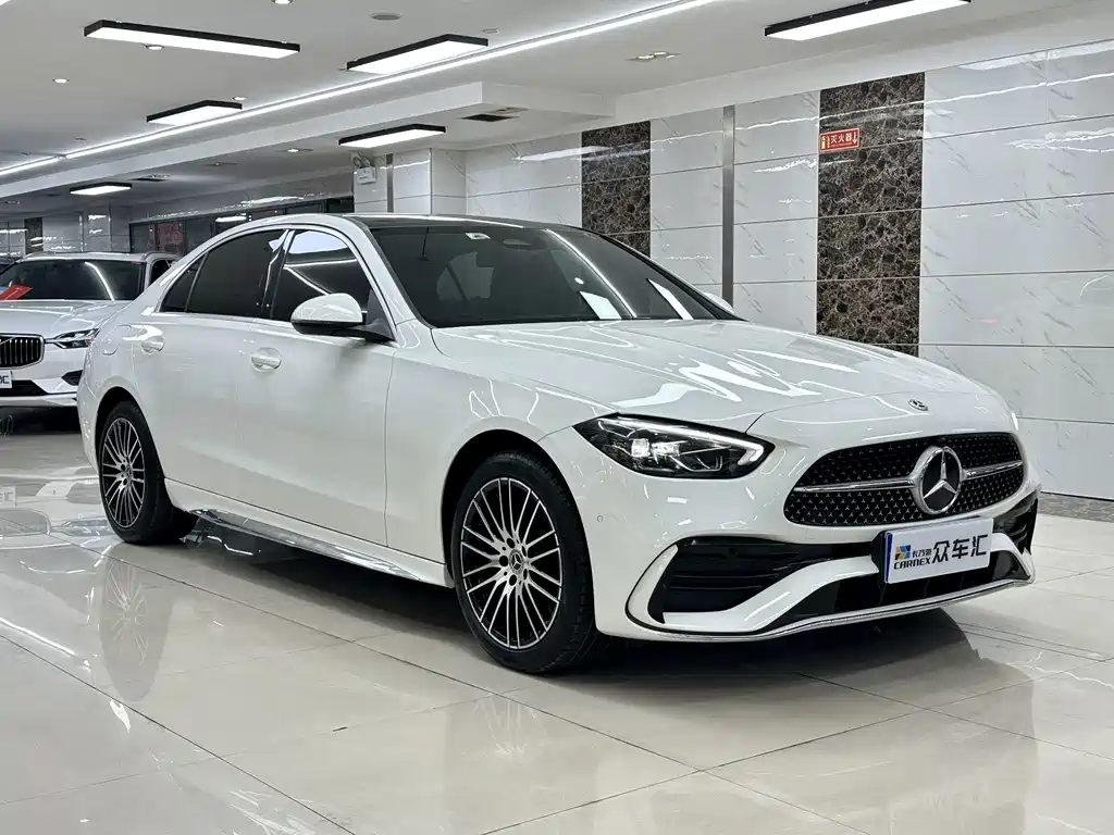 Mercedes-Benz C-Class — миниатюра 3