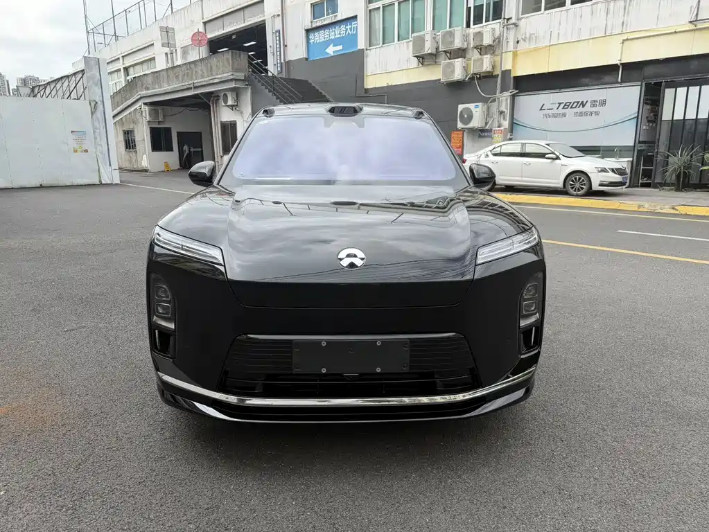 NIO ES8 — миниатюра 2