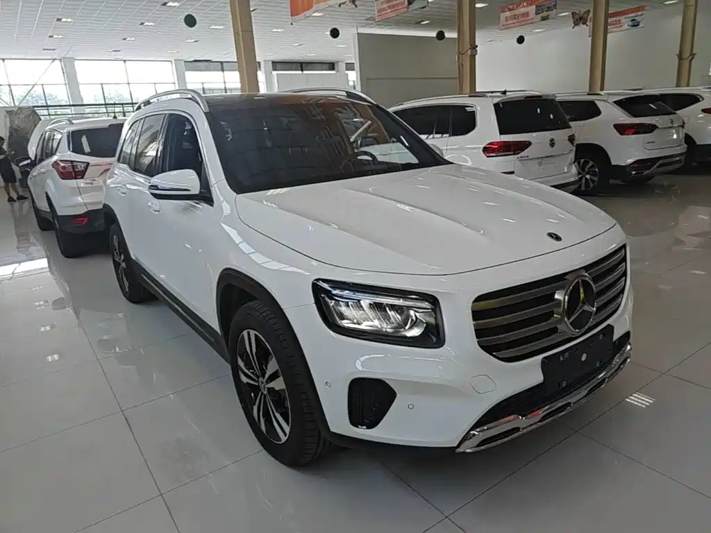 Mercedes-Benz GLB — миниатюра 4