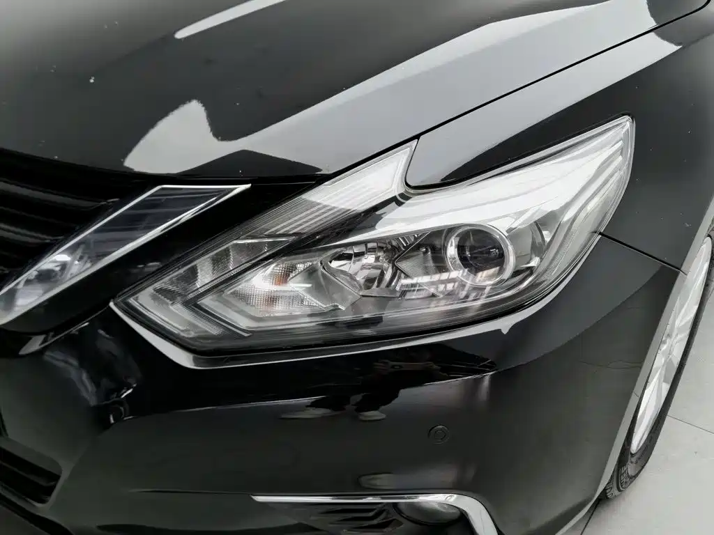 Nissan Teana — миниатюра 7
