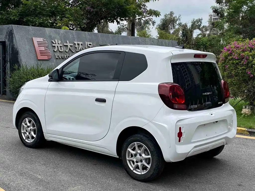 Roewe Clever — миниатюра 9
