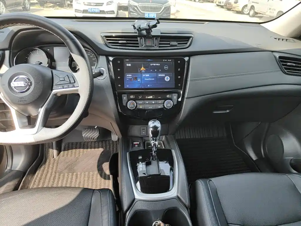 Nissan X-Trail — миниатюра 13