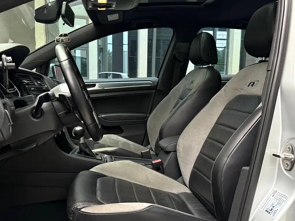 Volkswagen Golf — миниатюра 5