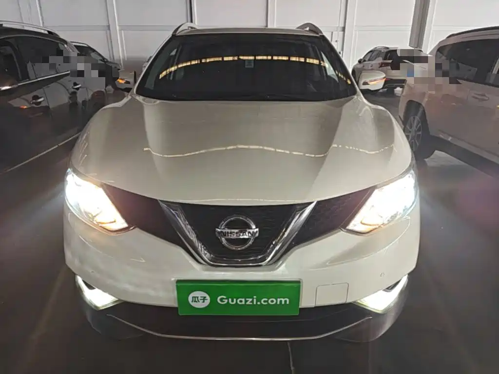 Nissan Qashqai — миниатюра 3