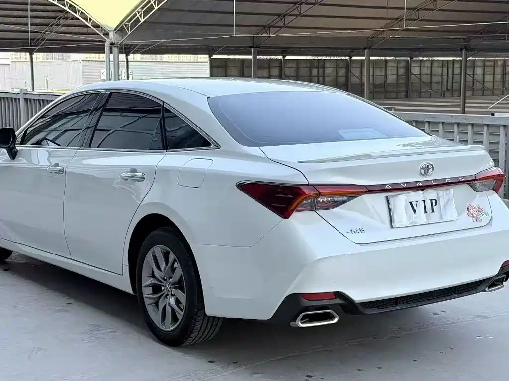 TOYOTA ASIAN DRAGON