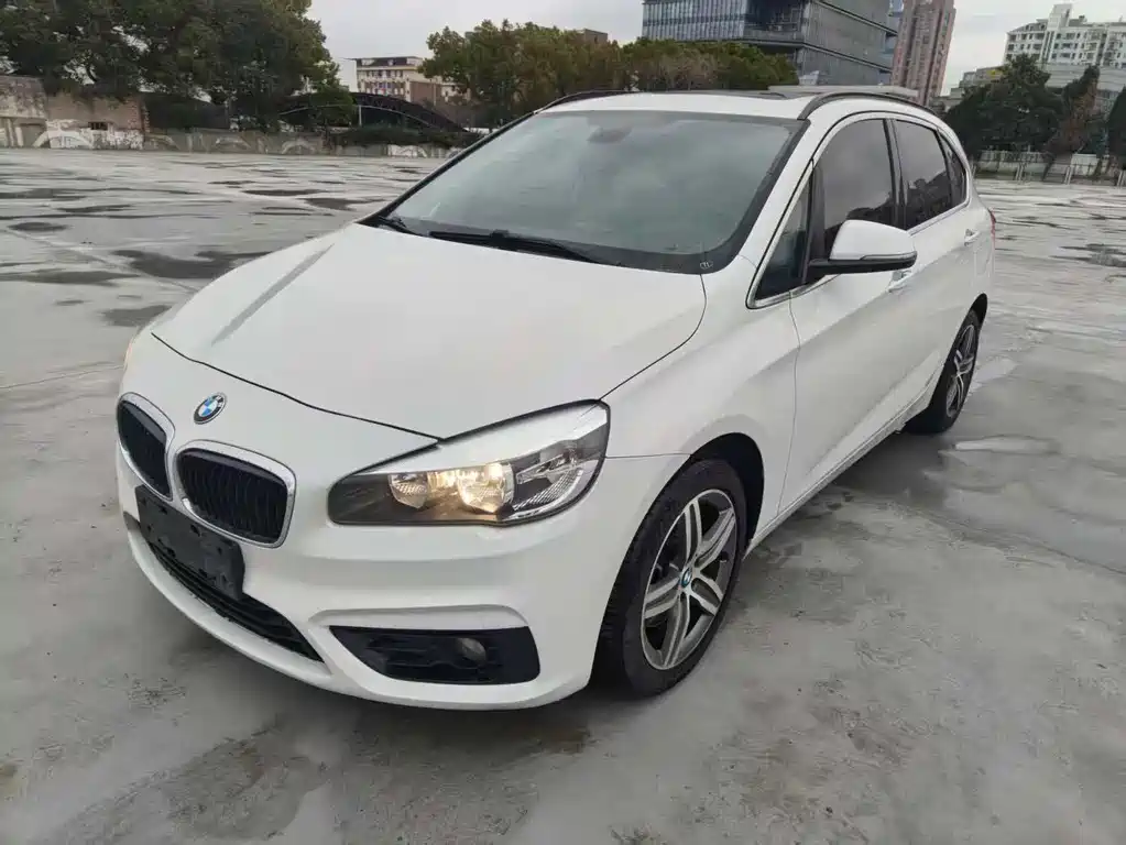 BMW 2 SERIES STATION WAGON