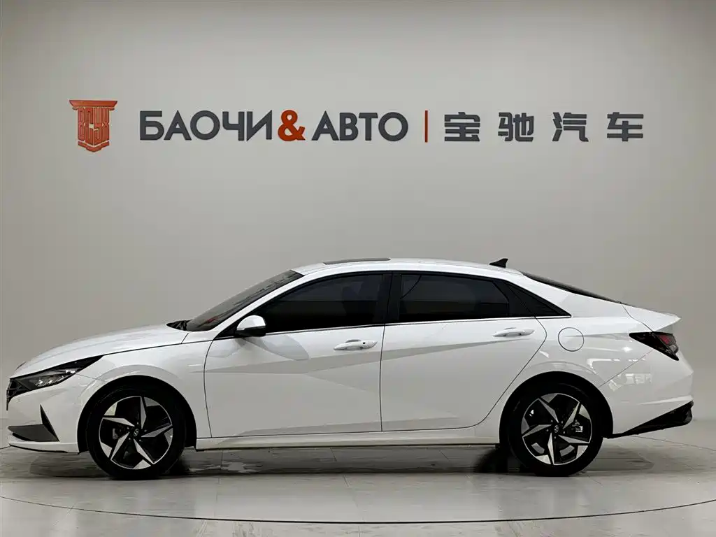 Hyundai Elantra 2023 1.5L CVT GLX Elite