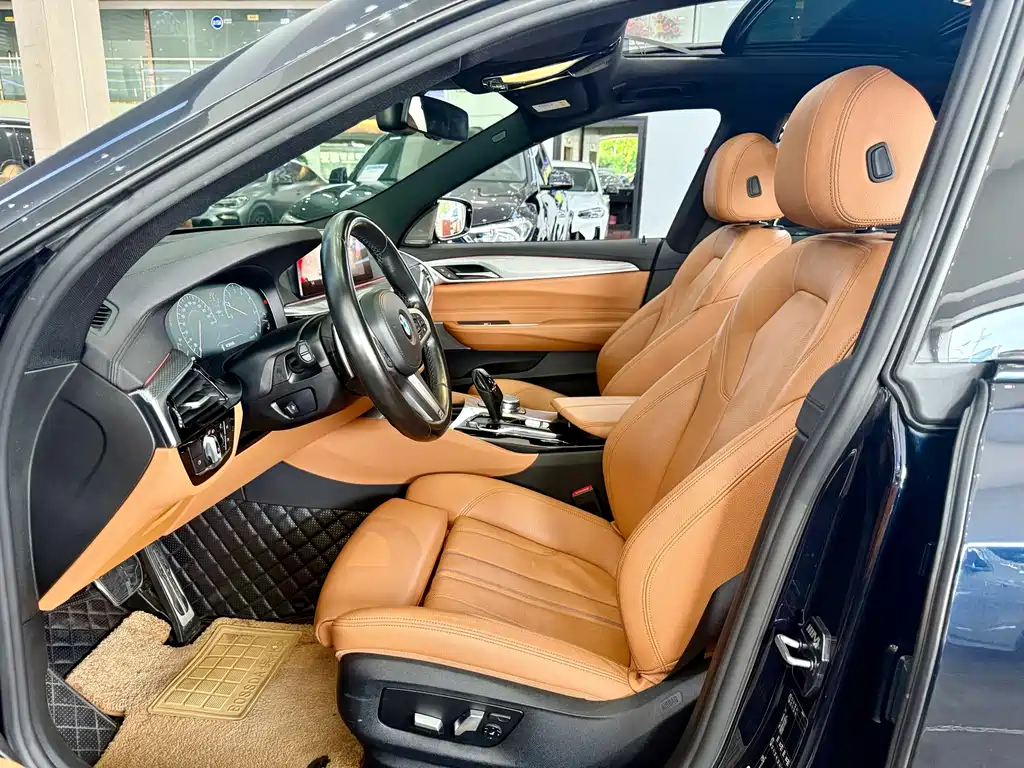 BMW 6 Series GT — миниатюра 6