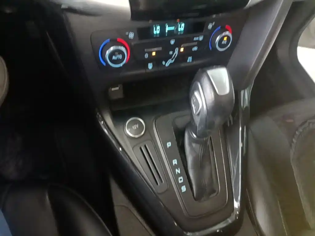 Ford Focus — миниатюра 14