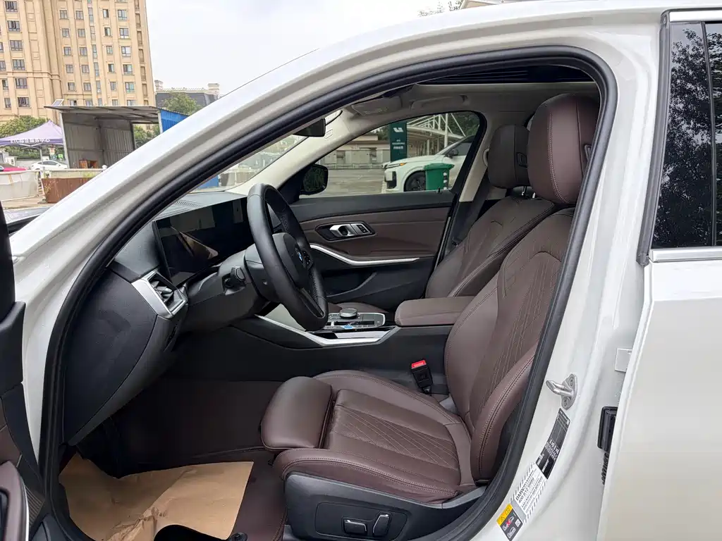 BMW i3 — миниатюра 4