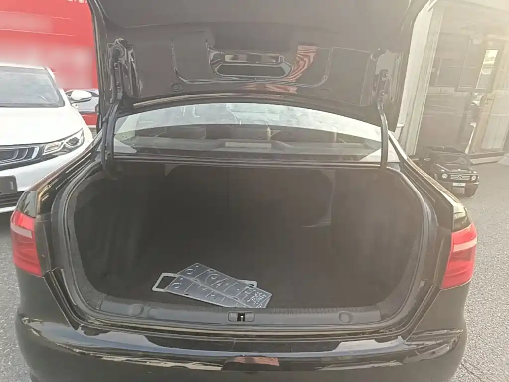 Volkswagen Lavida — миниатюра 19