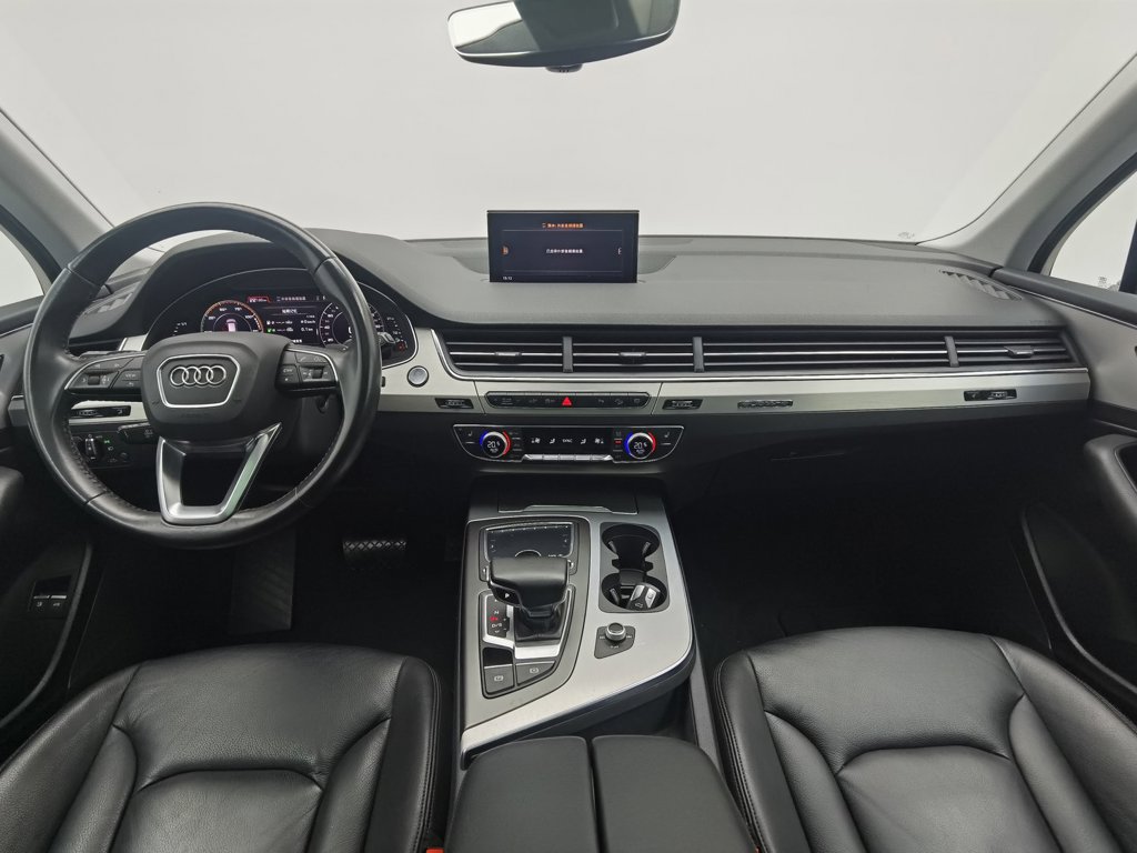 Audi Q7 New Energy — миниатюра 5