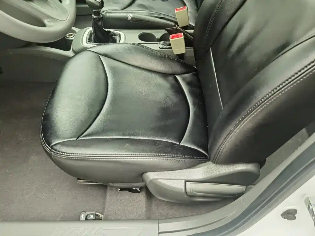 Chevrolet Sail — миниатюра 20