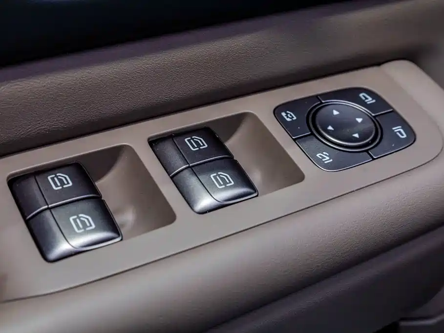 Li Auto Li MEGA — миниатюра 11