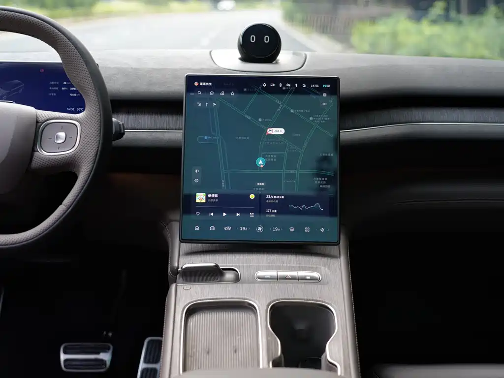 NIO ES7 — миниатюра 22