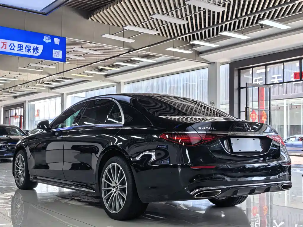 Mercedes-Benz S-Class — миниатюра 13