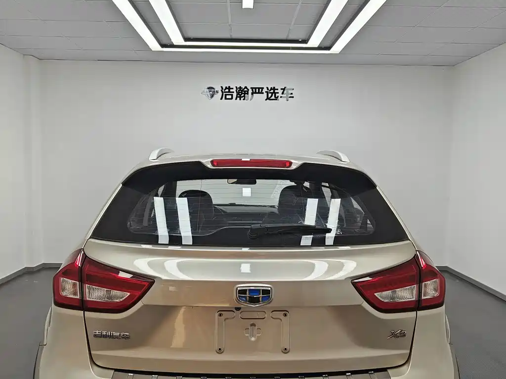 Geely Vision X3 — миниатюра 5