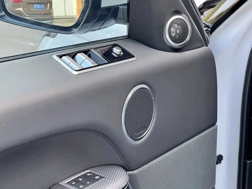 Land Rover Sport — миниатюра 11