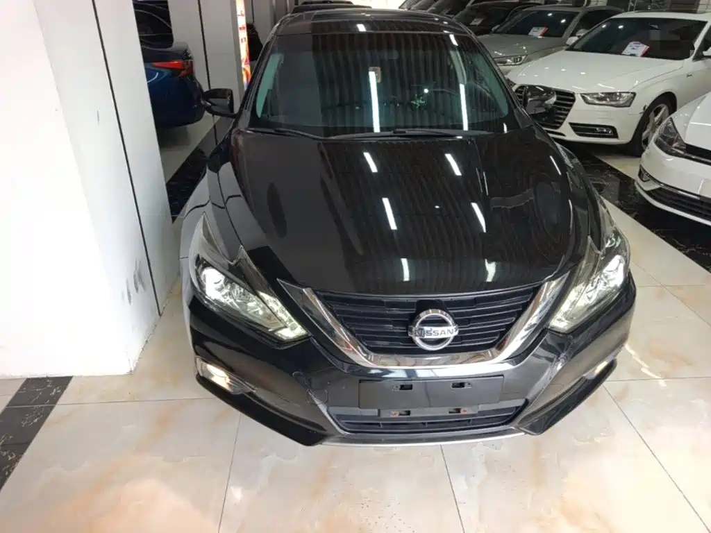 Nissan Teana — миниатюра 3