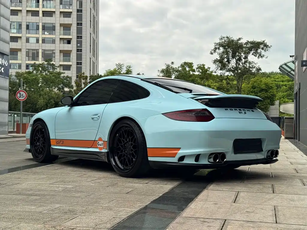 Porsche 911 2010 Carrera S 3.8L