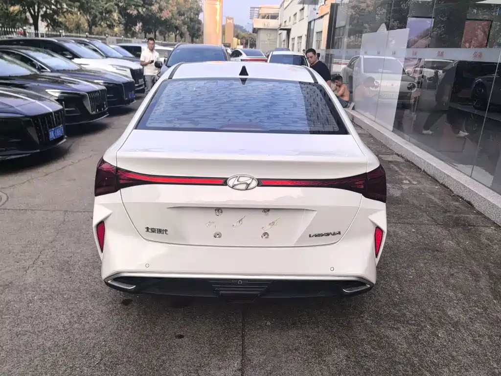 Hyundai Verna — миниатюра 11