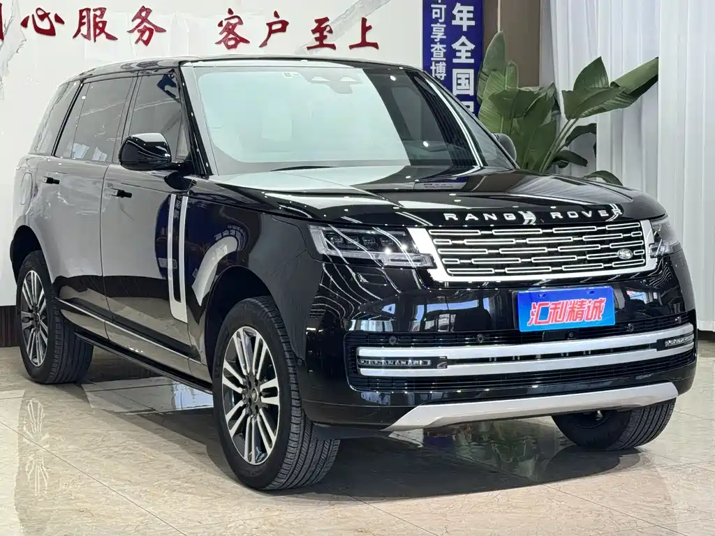 Land Rover Range Rover 2023 3.0 L6 400PS Long Wheelbase