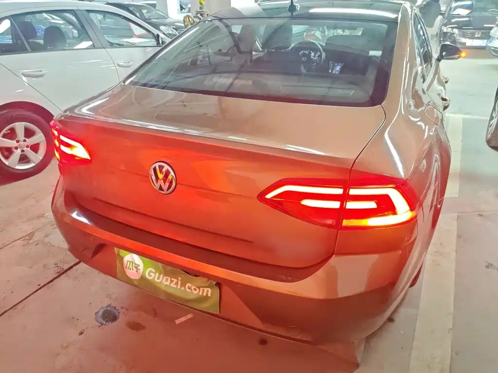 Volkswagen Lamando — миниатюра 4