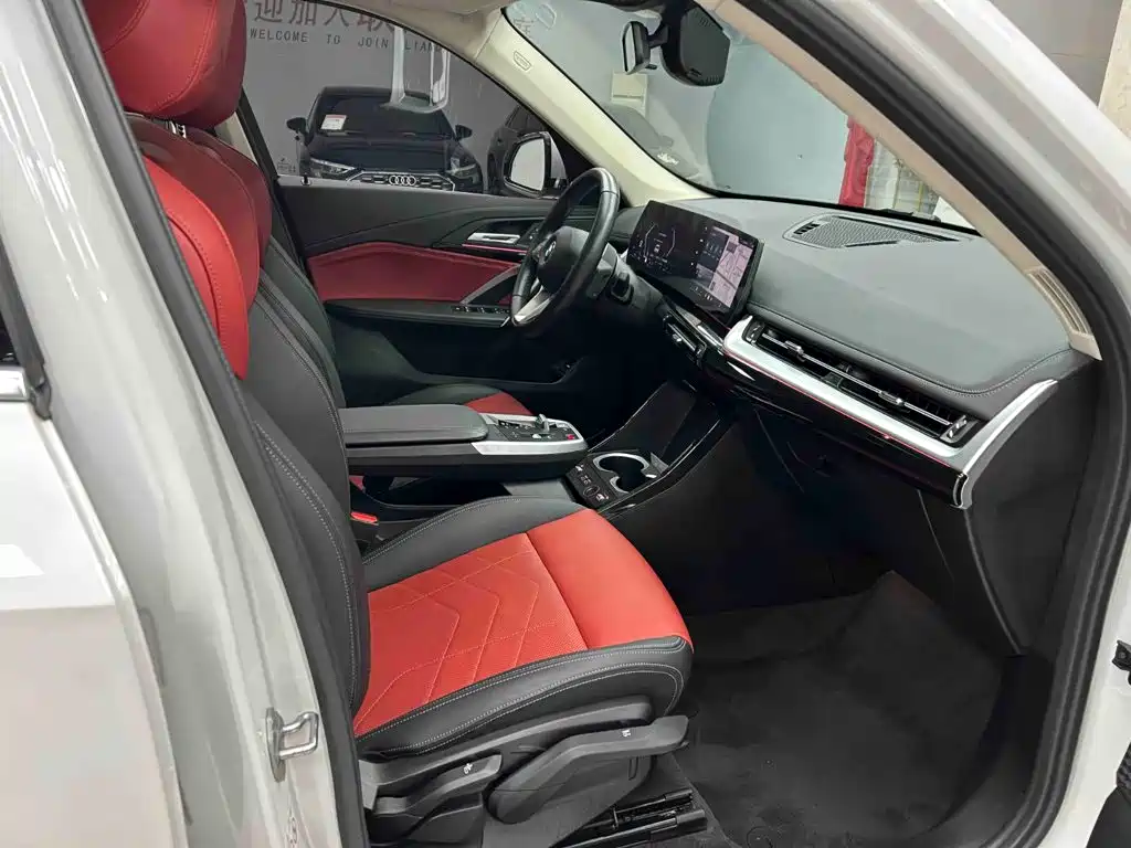 BMW X1 — миниатюра 14