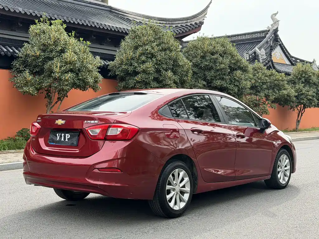 Chevrolet Cruze — миниатюра 9