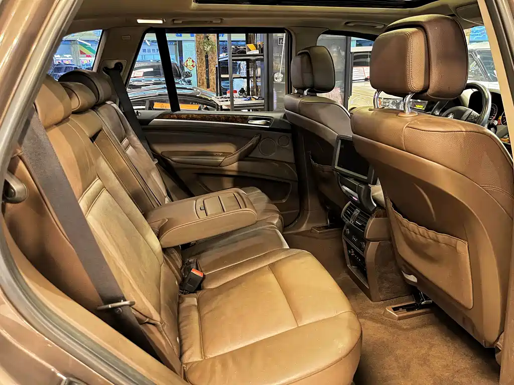 BMW X5 (Import) — миниатюра 23