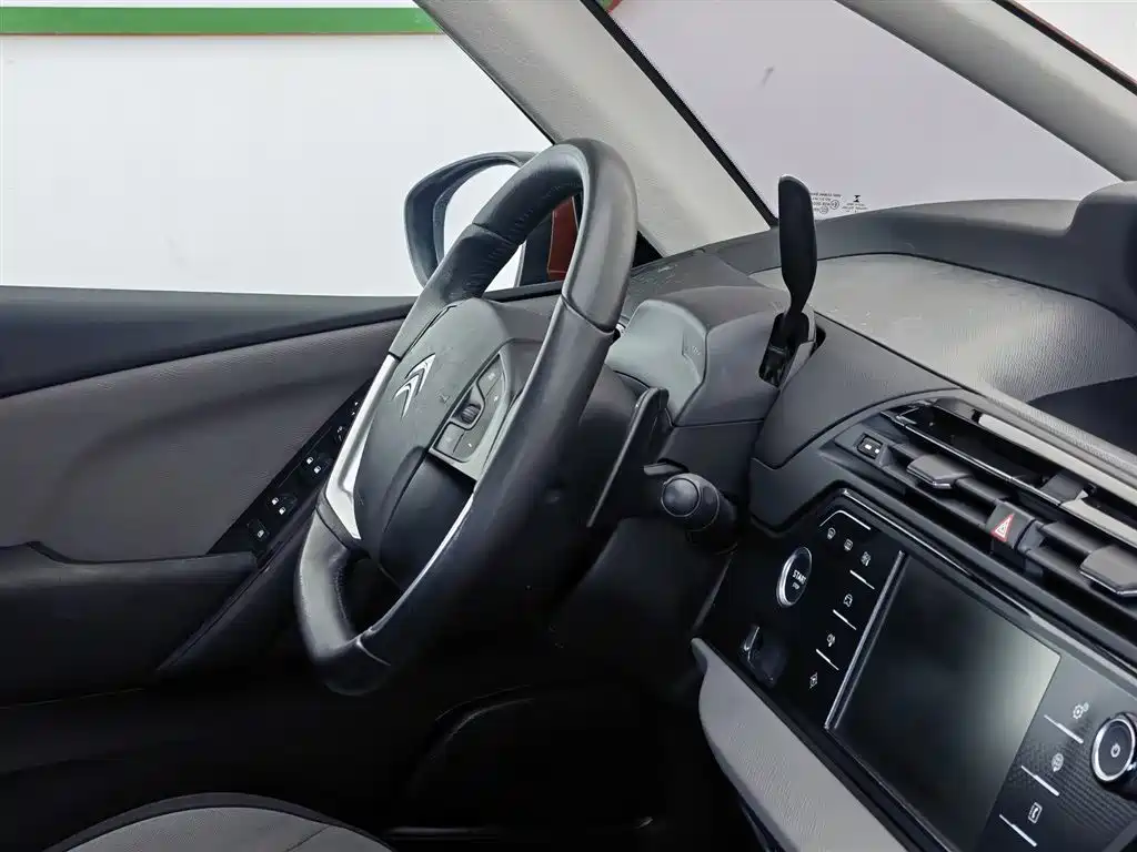 Citroen C4 Picasso — миниатюра 22