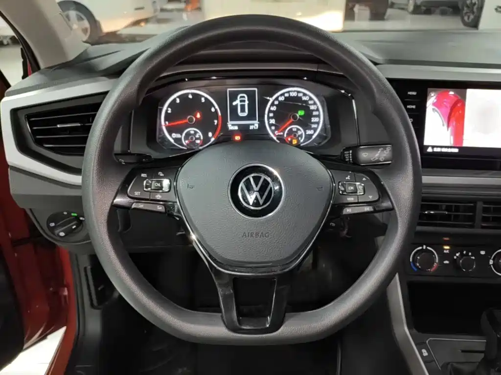 Volkswagen Polo — миниатюра 11
