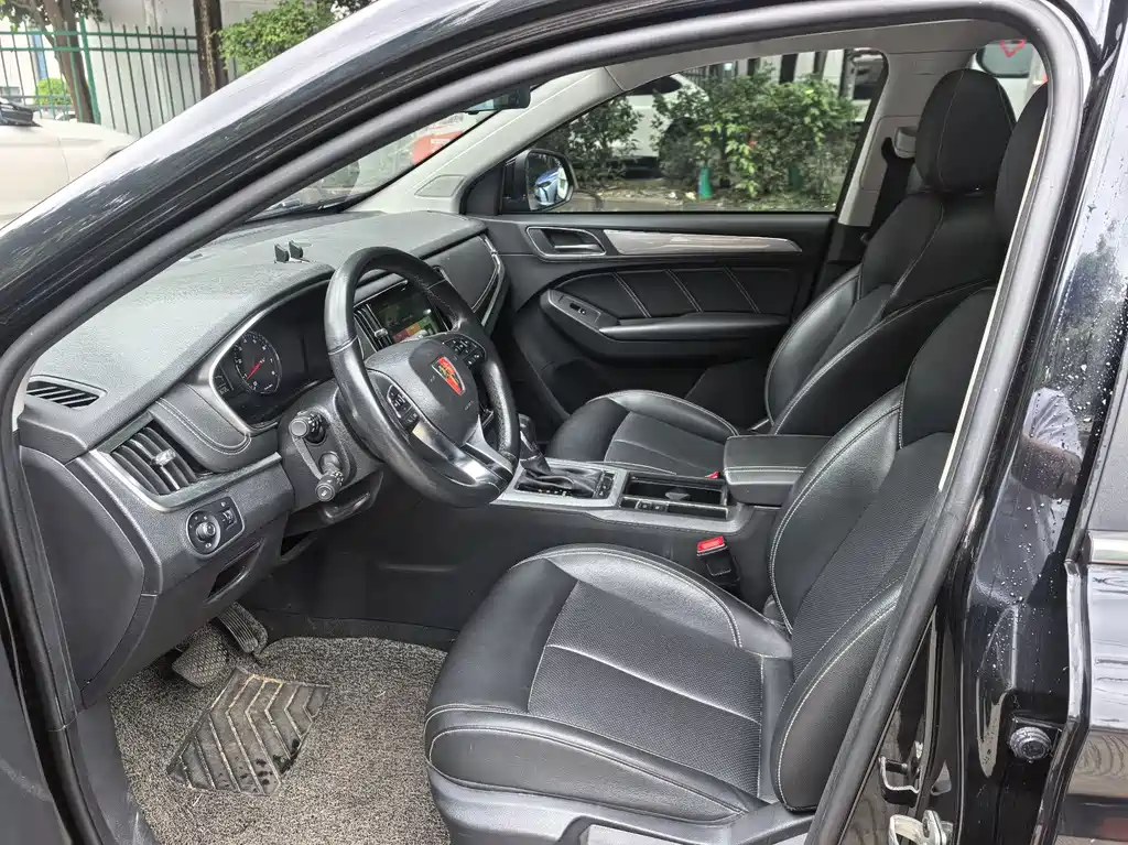 Roewe RX5 — миниатюра 7