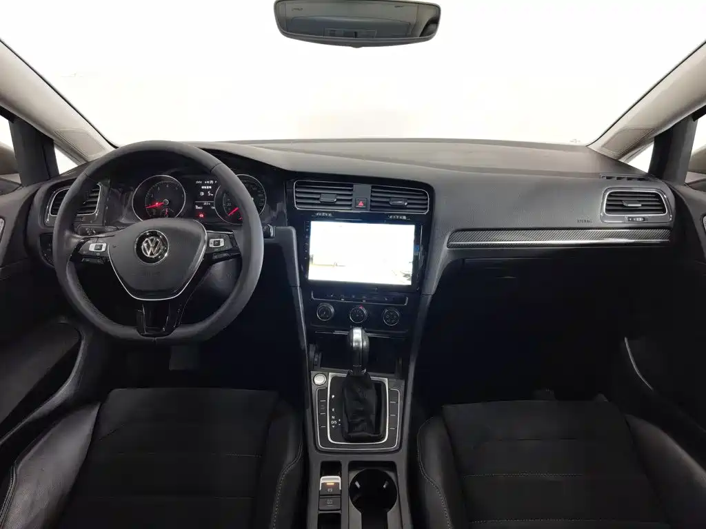 Volkswagen Golf — миниатюра 5