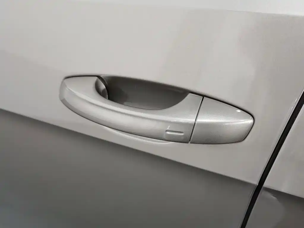 Volkswagen Golf — миниатюра 18