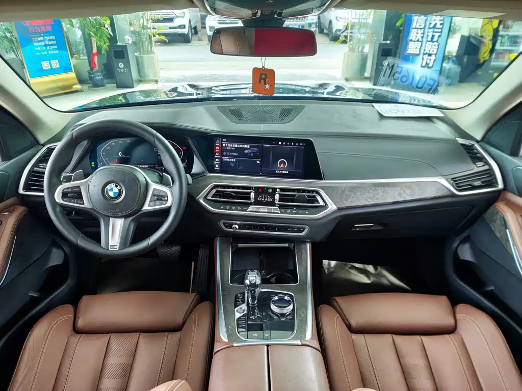 BMW X5 (Import) — миниатюра 8